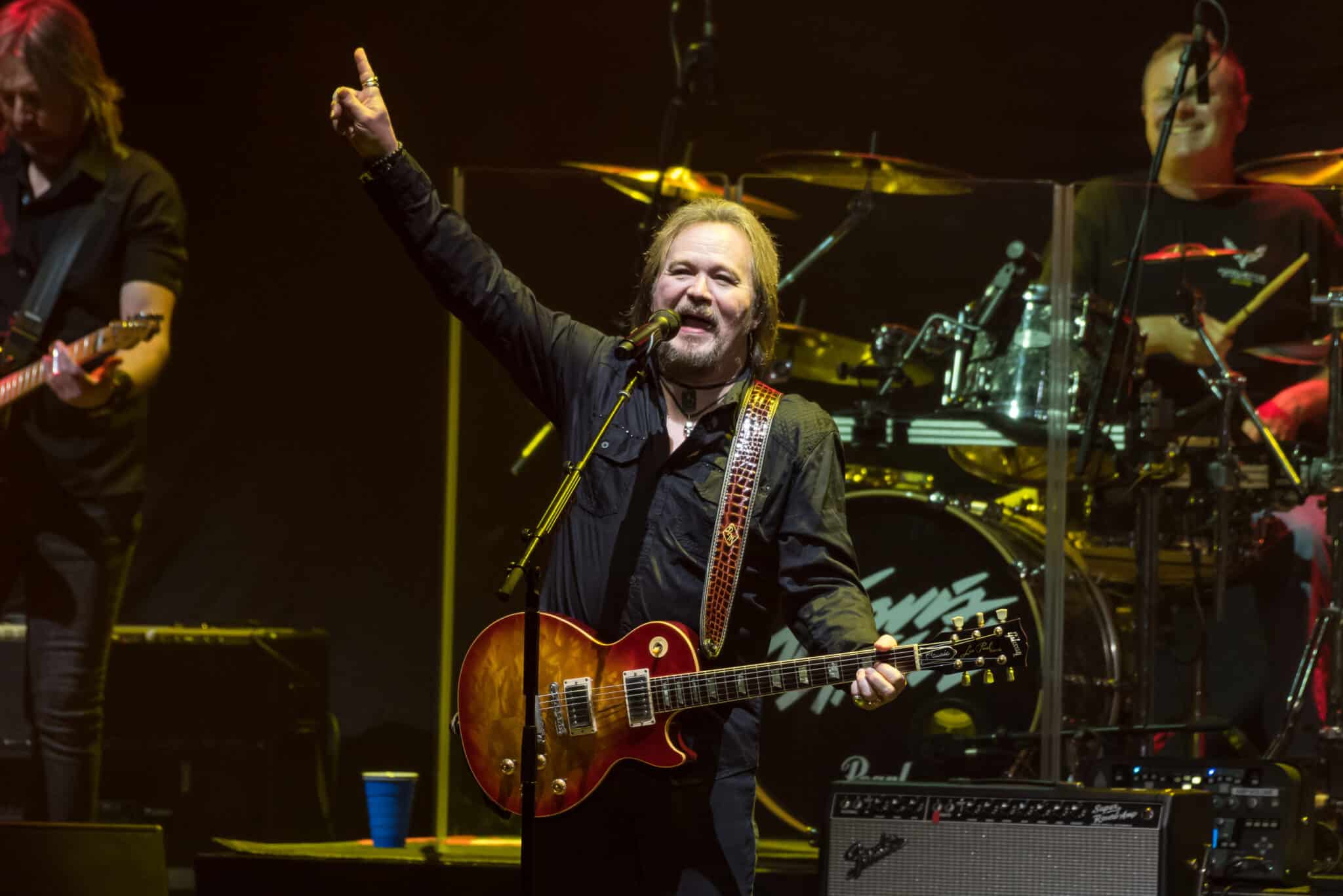 Travis Tritt; Photo By Andrew Wendowski