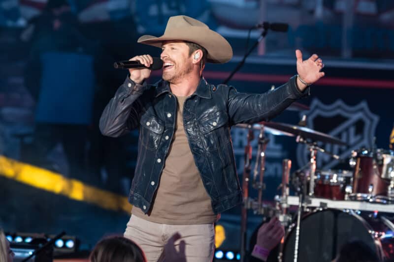 Dustin Lynch, Photo by Andrew Wendowski