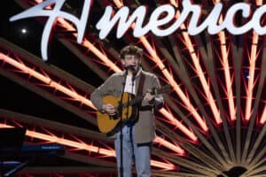 17-Year-Old Slater Nalley Stuns On 'American Idol' With An Original