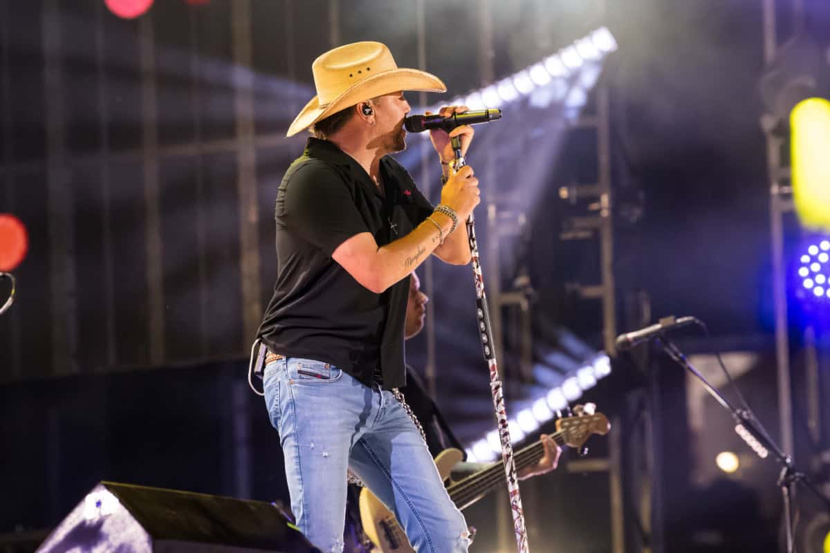 Jason Aldean; Photo by Andrew Wendowski