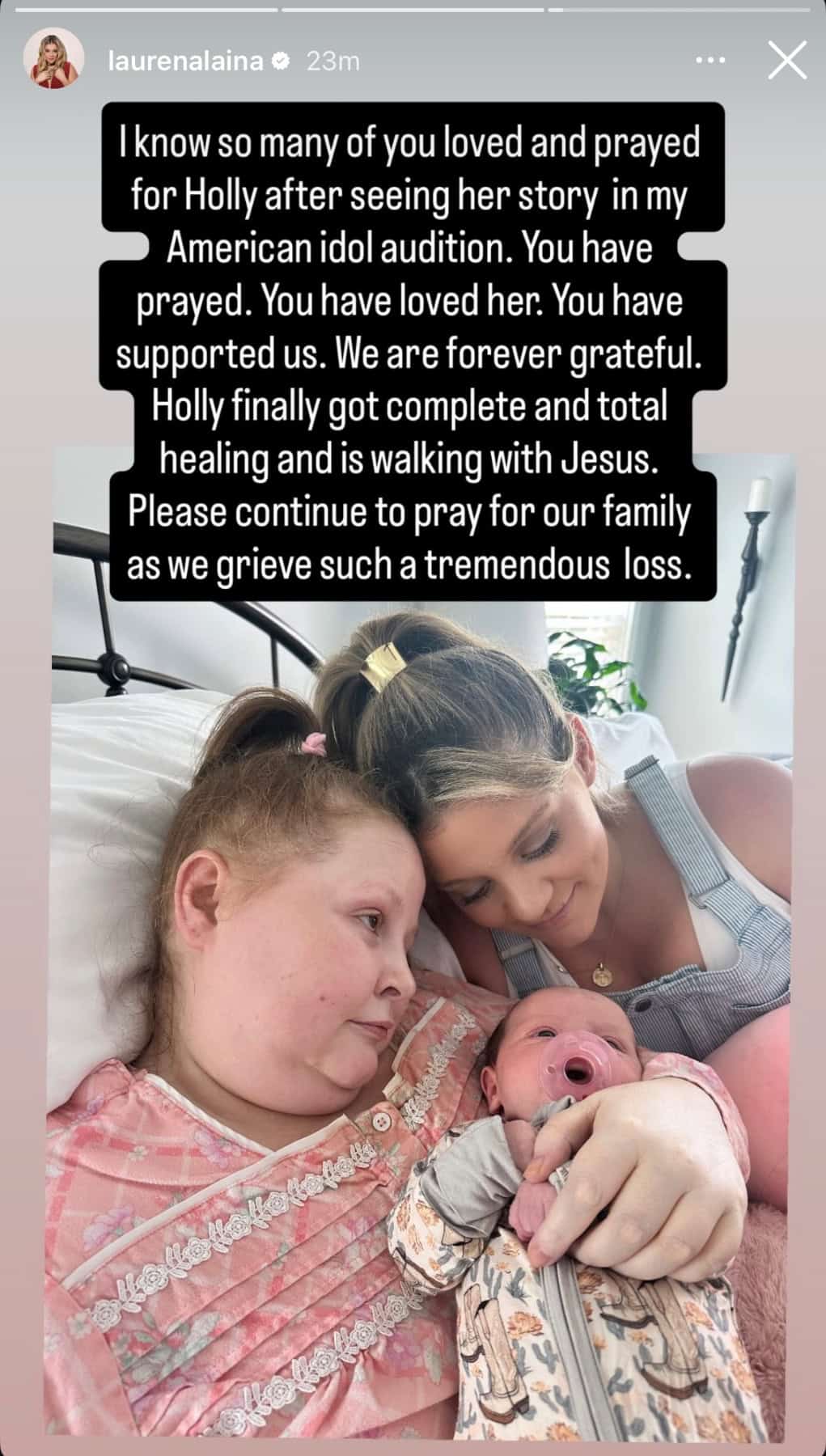 Lauren Alaina and her Cousin Holly; Photo Courtesy of Instagram