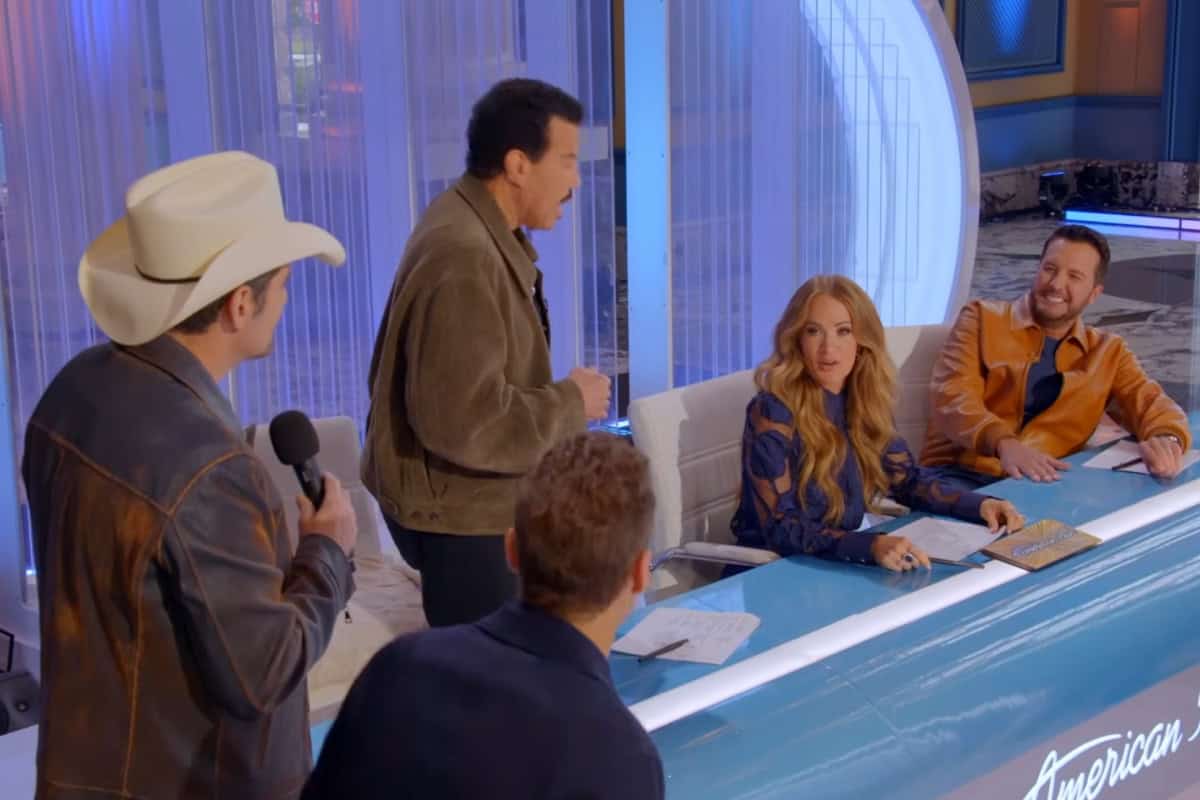 Brad Paisley and Luke Bryan Prank Carrie Underwood and Lionel Richie on American Idol