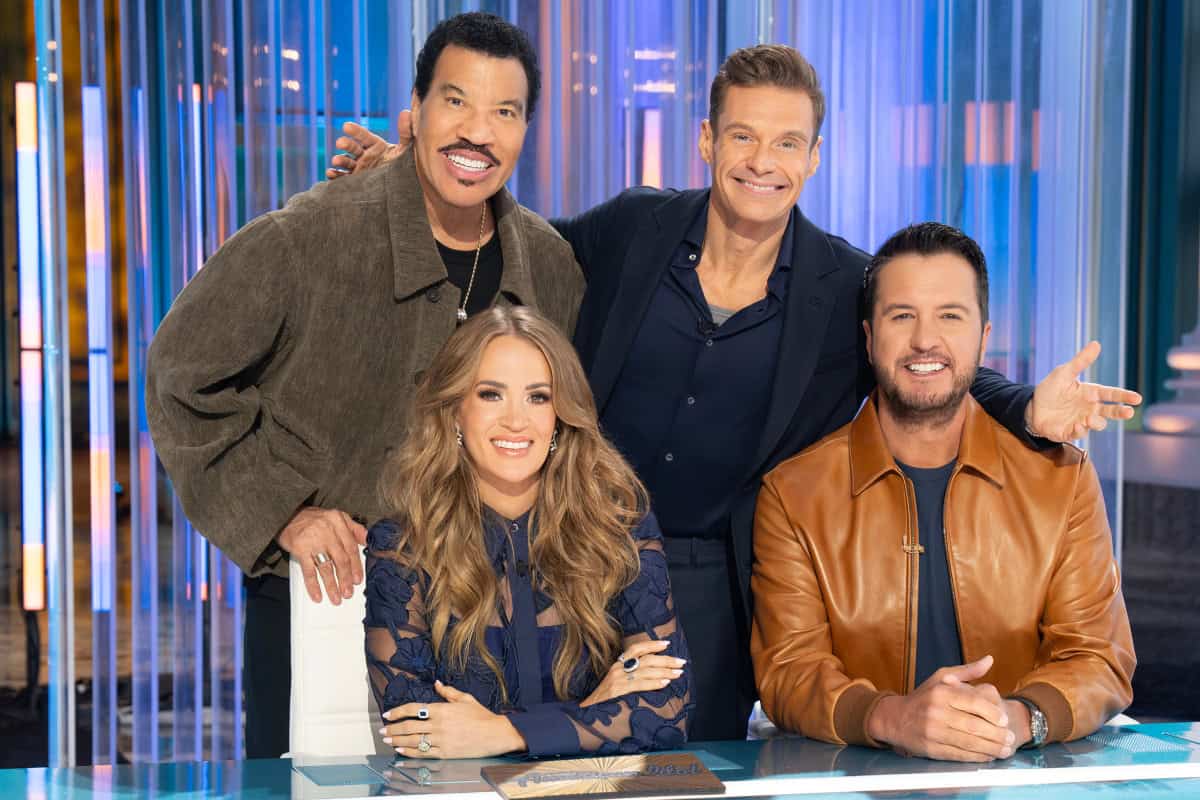 Lionel Richie, Ryan Seacrest, Carrie Underwood and Luke Bryan; Photo Courtesy of American Idol/ABC