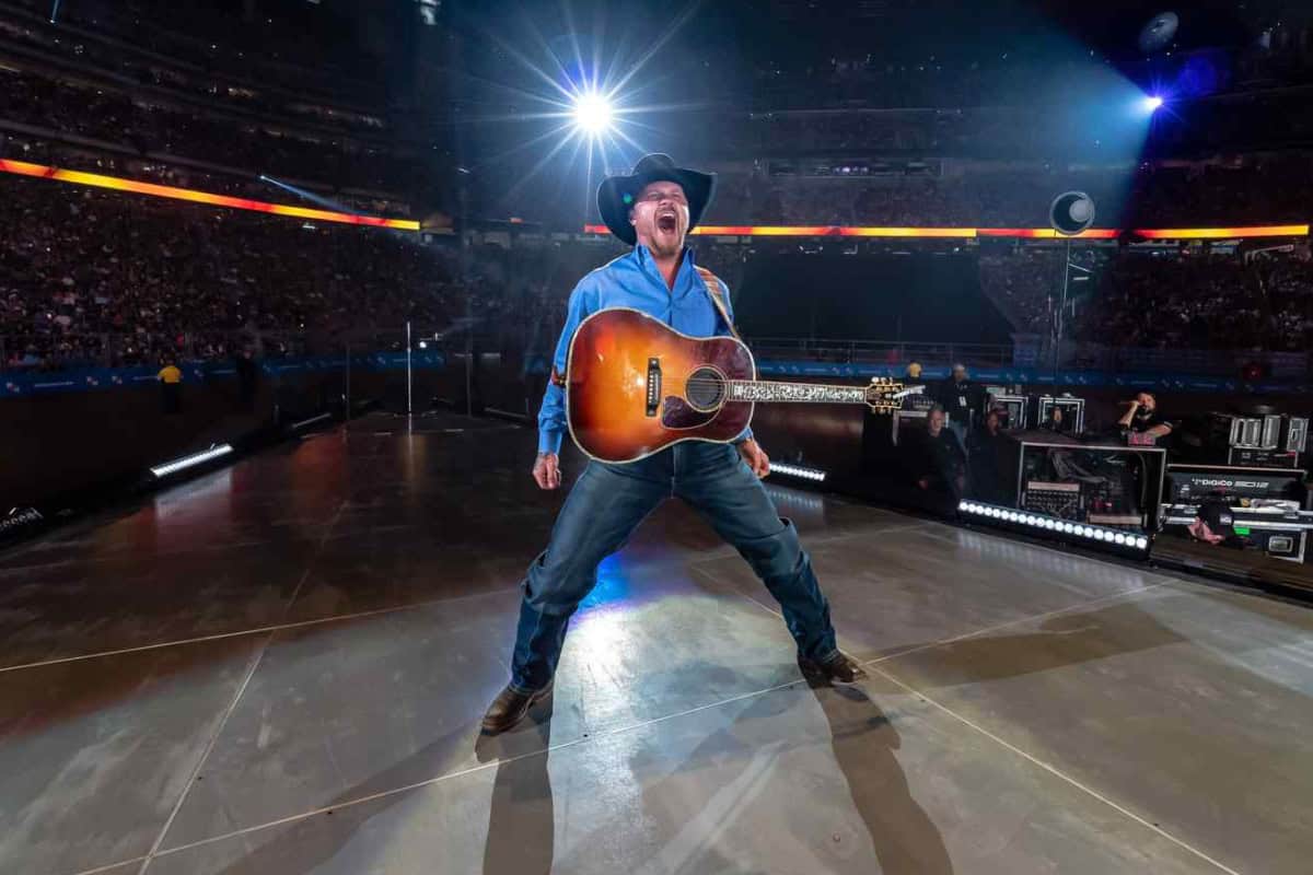 Cody Johnson at RODEOHOUSTON; Photo Courtesy of Jay Trevino