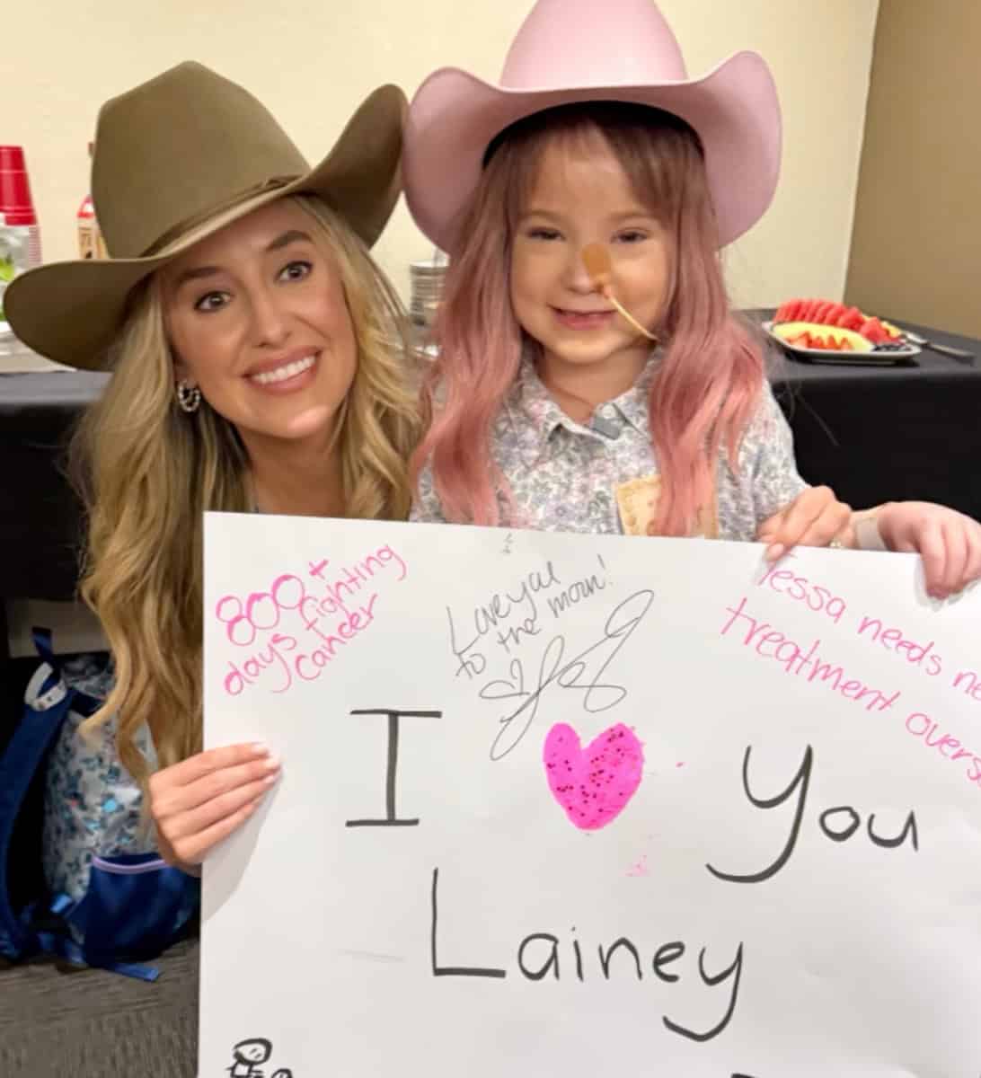 Lainey Wilson, 6-Year-Old Tessa in Australia; Photos Courtesy of Sam Weidenhofer