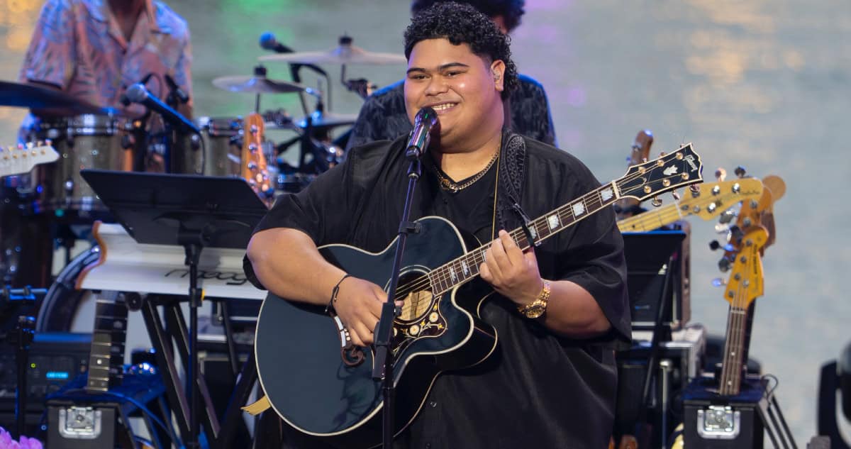 American Idol' Winner Iam Tongi Returns To Idol Stage For