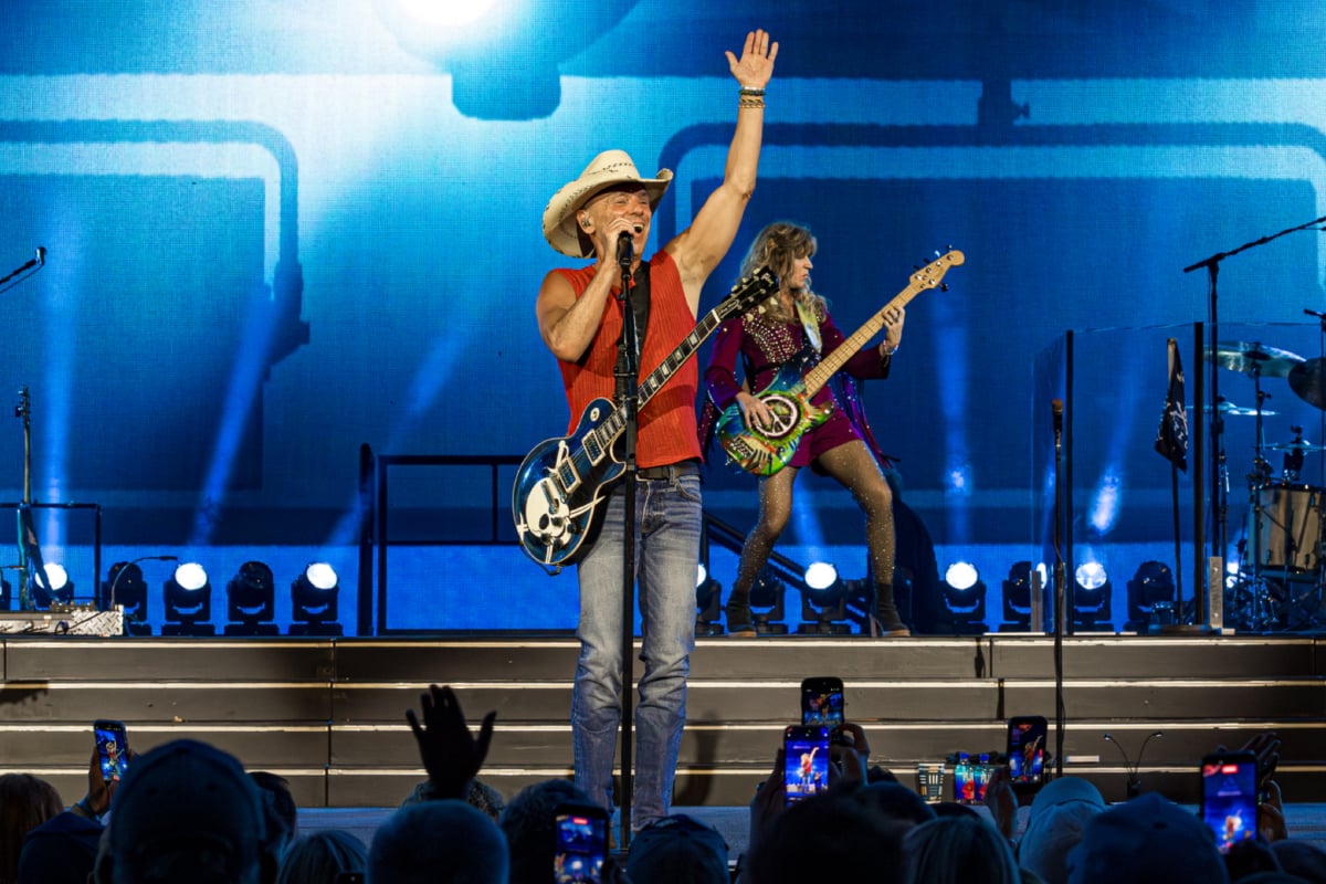 Kenny Chesney; Photo Courtesy of Aliveco