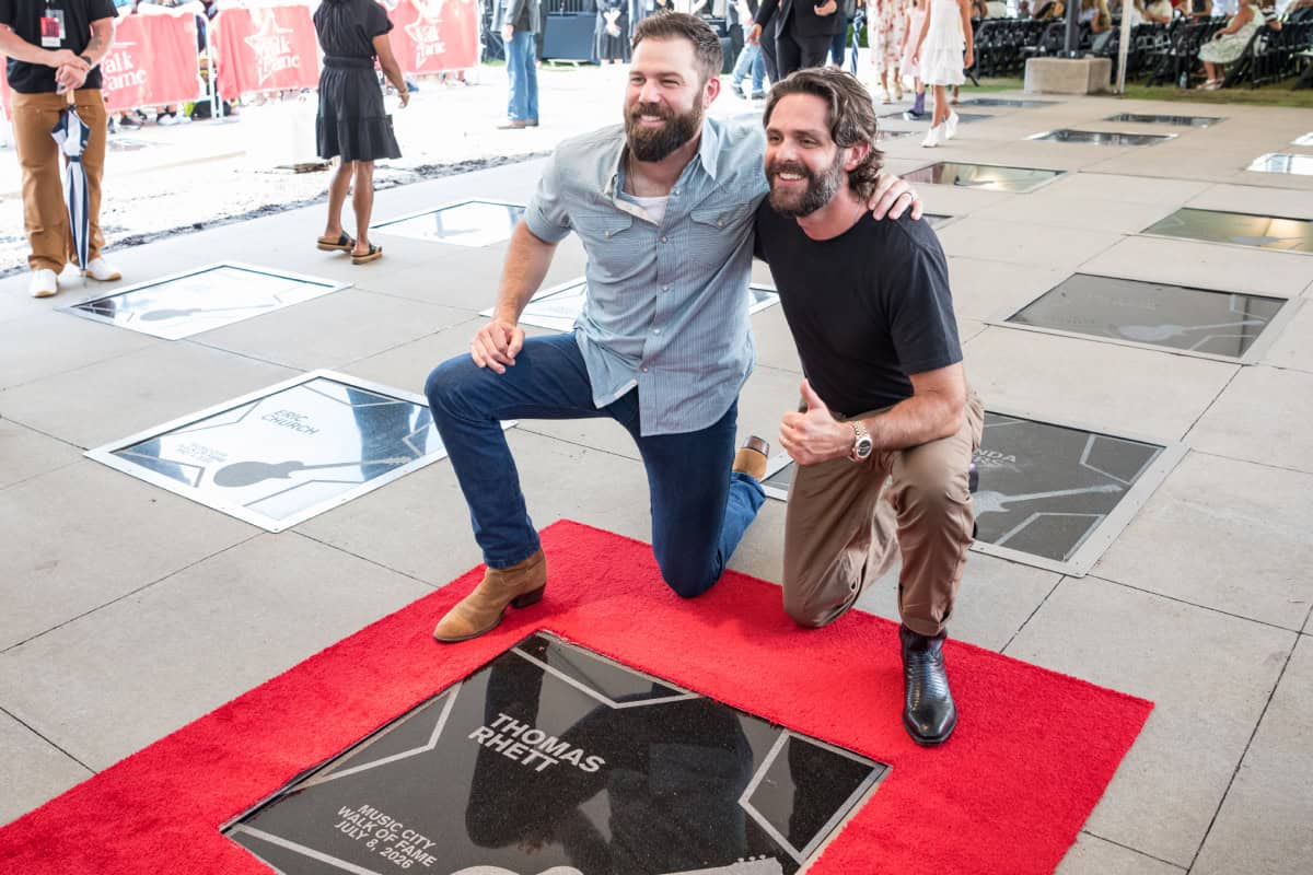 Jordan Davis and Thomas Rhett; Photo by Andrew Wendowski